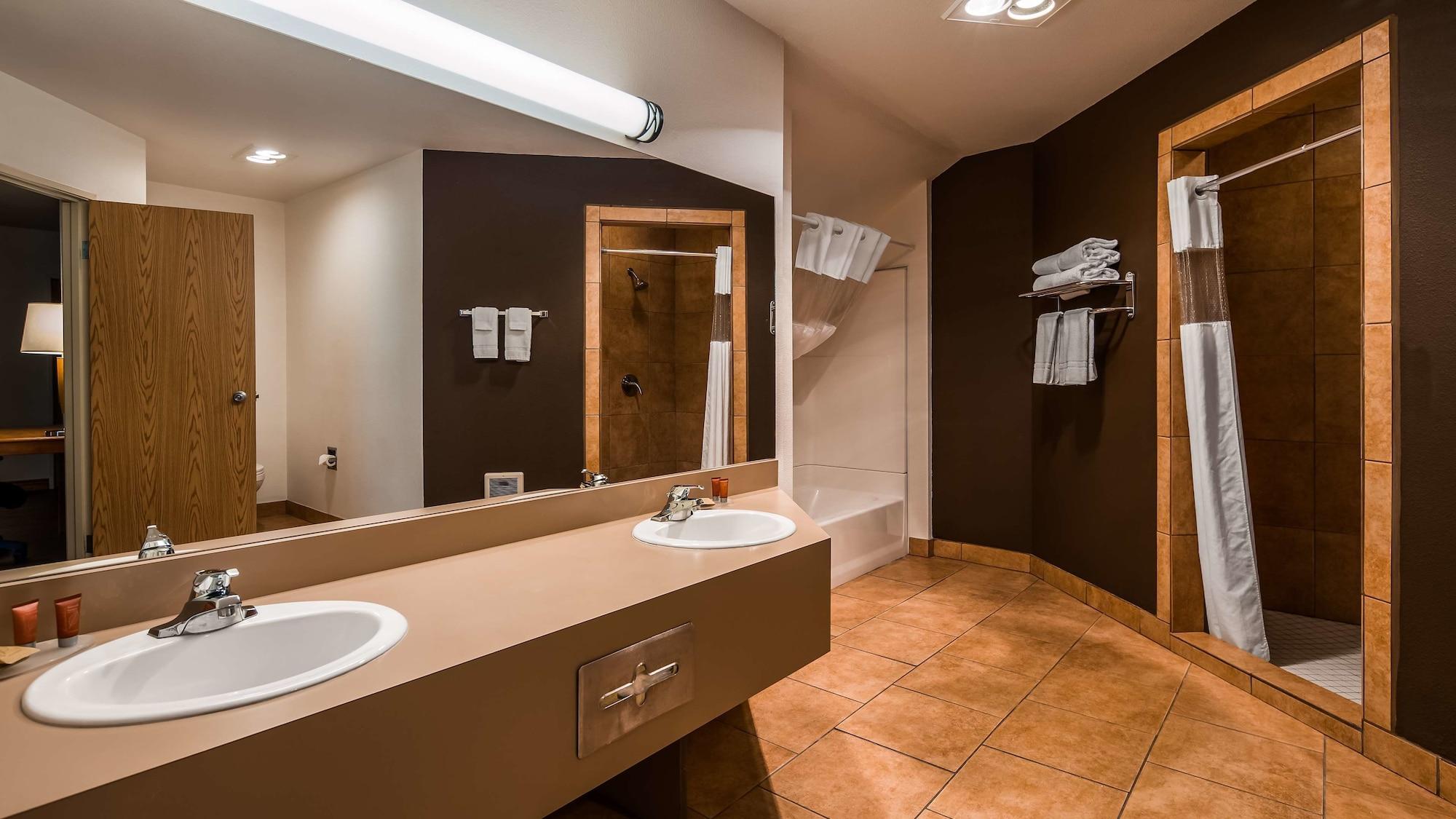 Surestay Plus Hotel By Best Western Post Falls Esterno foto